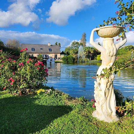 Domaine Du D-Day Bed and Breakfast Saint-Come-du-Mont Exteriör bild
