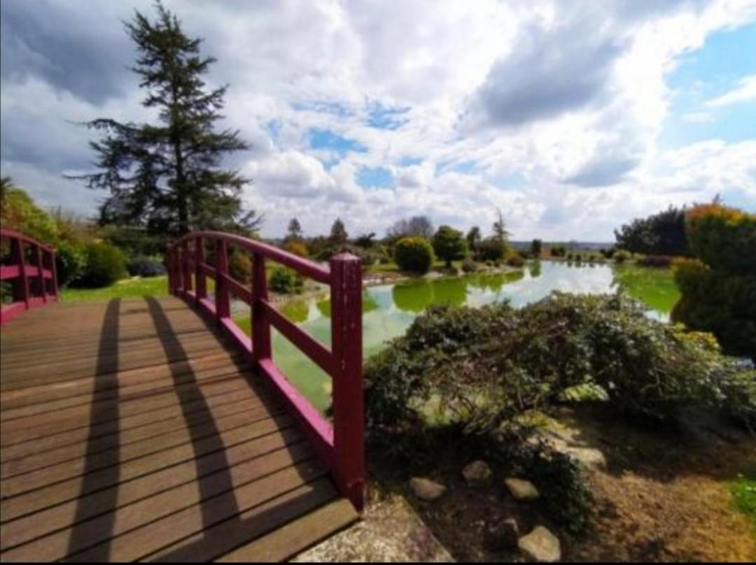 Domaine Du D-Day Bed and Breakfast Saint-Come-du-Mont Exteriör bild