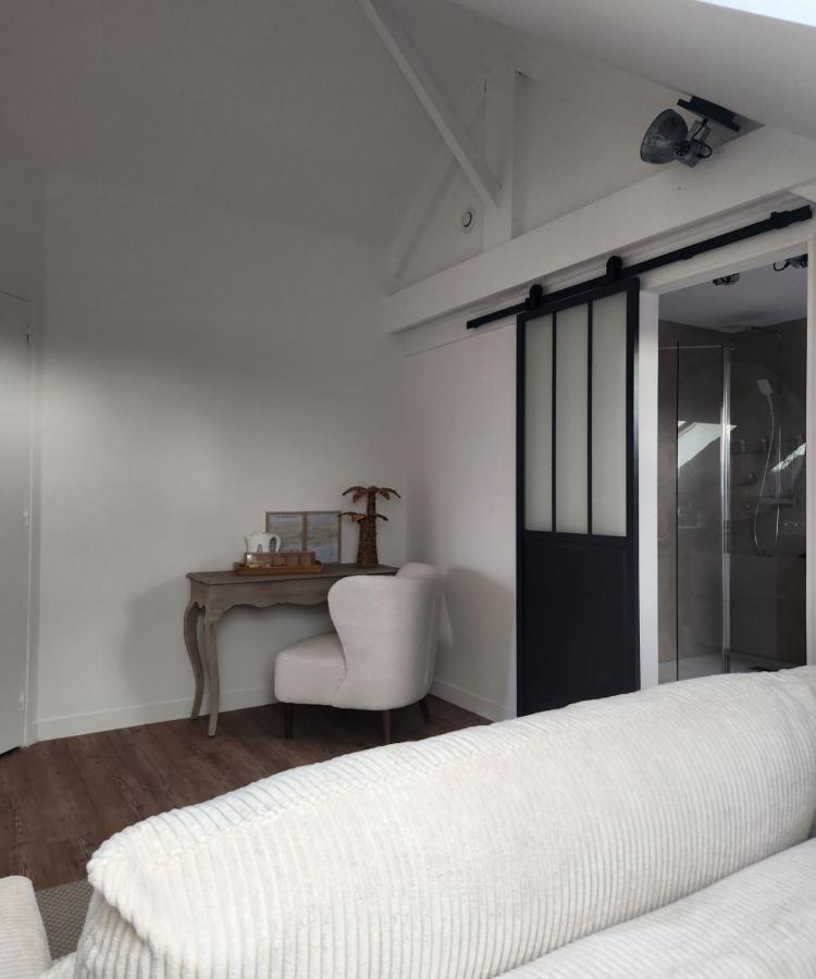 Domaine Du D-Day Bed and Breakfast Saint-Come-du-Mont Exteriör bild